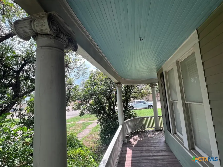 201 N 9th Street, Temple, TX 76501 - Image #2