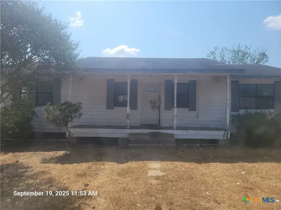 747 Chamberlin Road, Dale, TX 78616 - Image #2