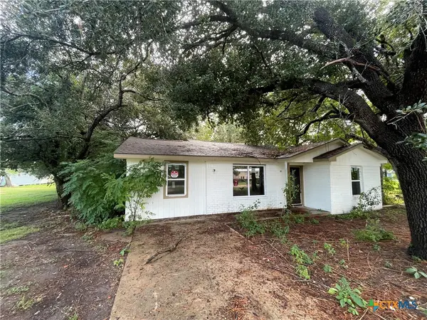 462 Avenue B, Markham, TX 77456