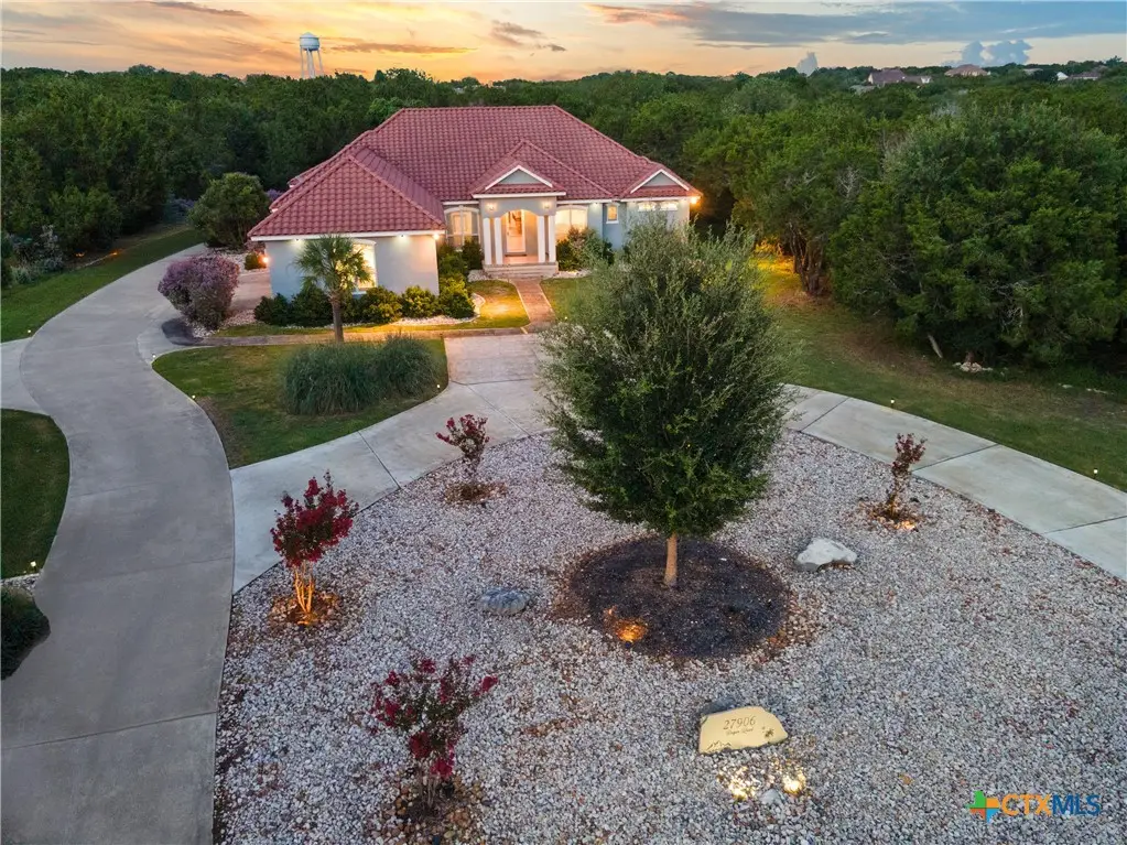 27906 Bogen Road, New Braunfels, TX 78132 - Image #1