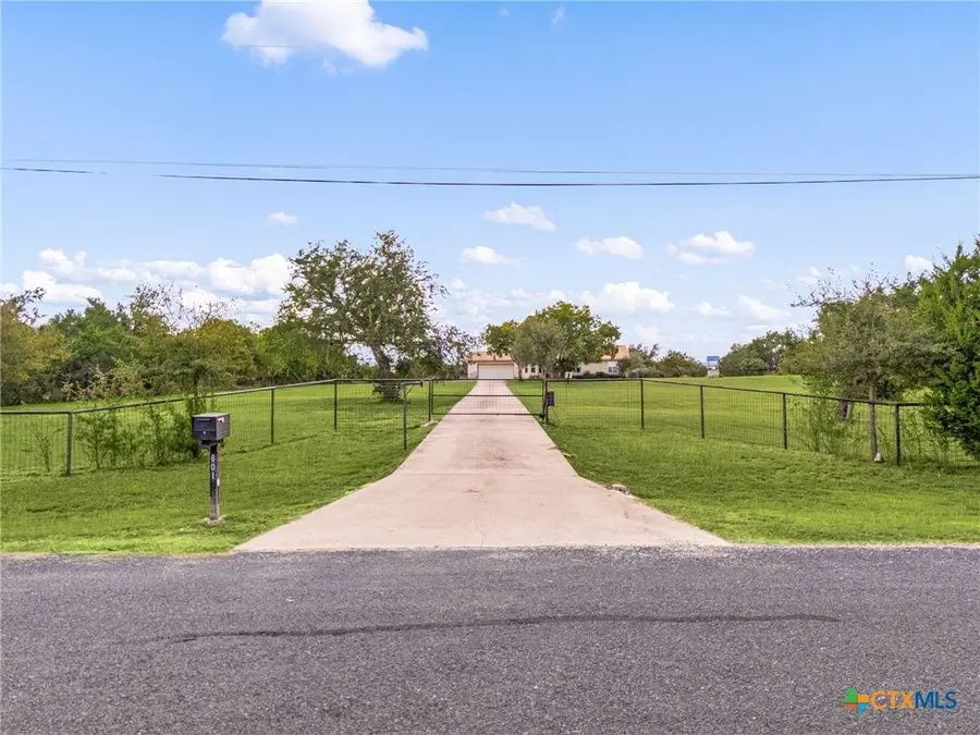 801 San Gabriel Drive, Liberty Hill, TX 78642 - Image #3