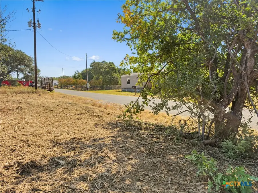 412 Seneca Drive, Burnet, TX 78611 - Image #3