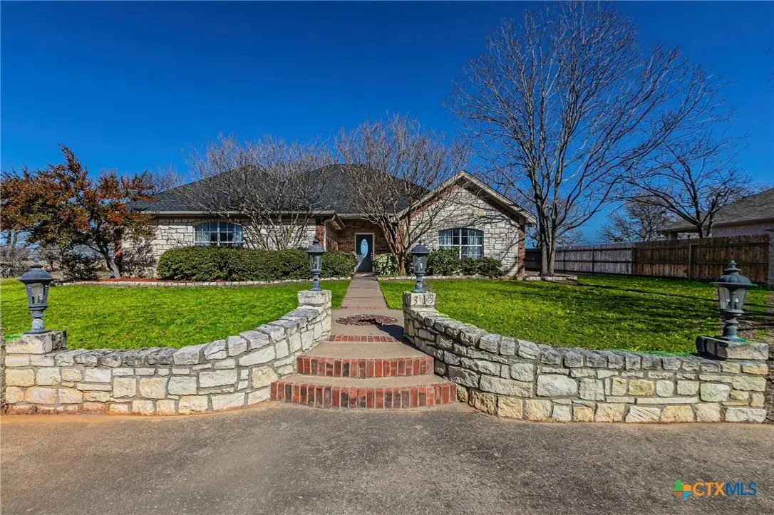 313 Hamilton Drive, Gatesville, TX 76528 - Image #1