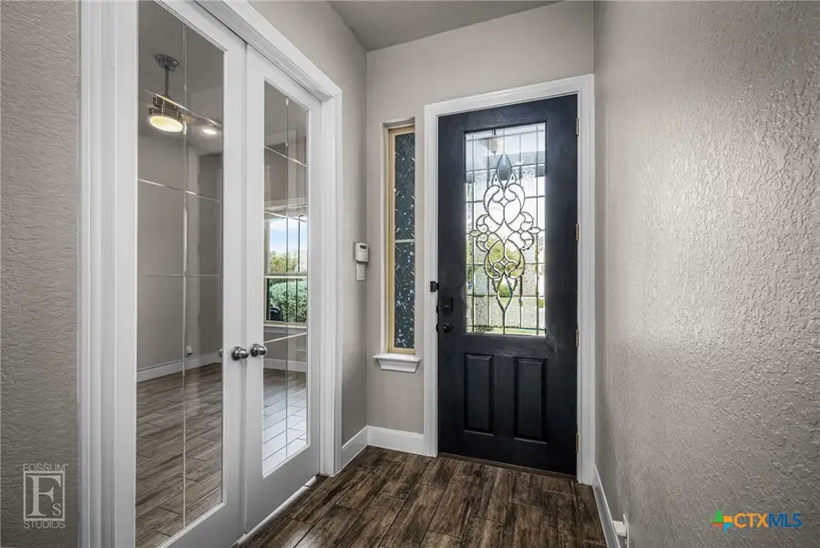 1397 Pioneer Drive, New Braunfels, TX 78132 - Image #3