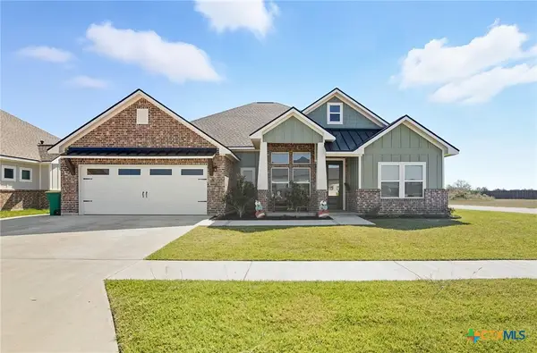 301 Salem Crossing Drive, Victoria, TX 77904