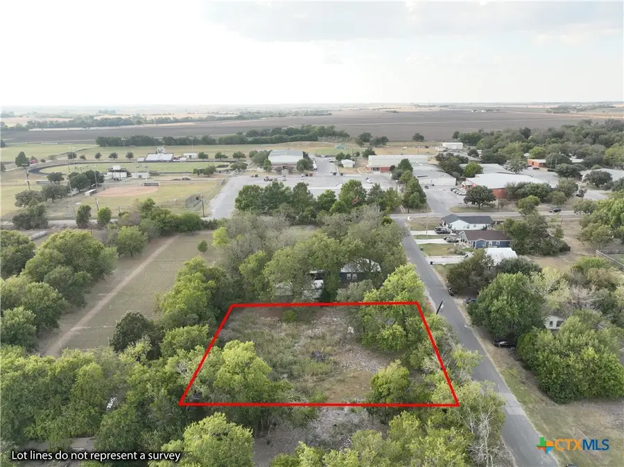 407 El Paso Street, Holland, TX 76534 - Image #3