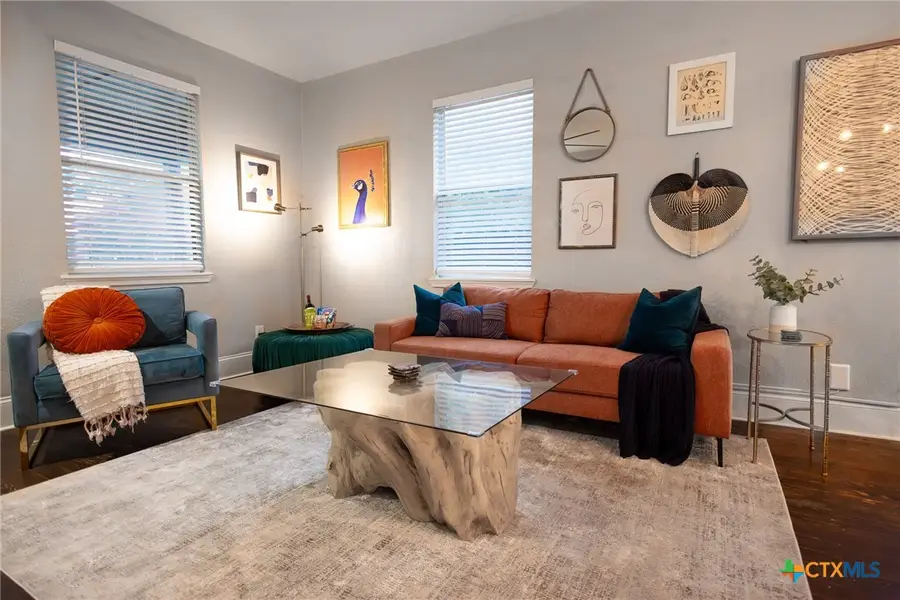 315 Sandmeyer Street, San Antonio, TX 78208 - Image #3