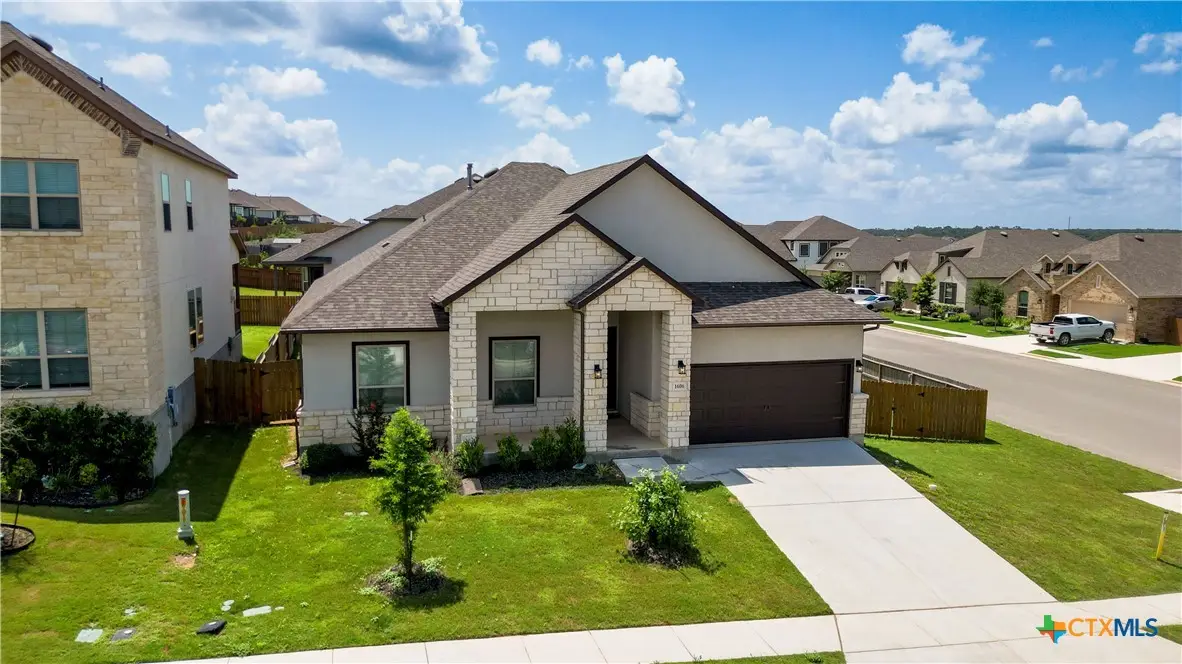 1606 Folk Victorian, New Braunfels, TX 78132 - Image #1