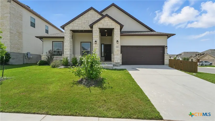 1606 Folk Victorian, New Braunfels, TX 78132 - Image #3