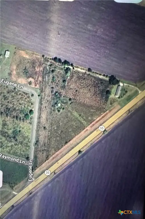 106 State Highway 35, Tivoli, TX 77990