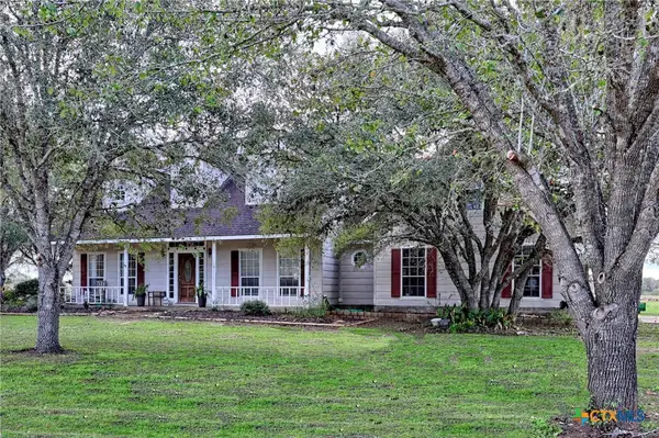 319 County Road 131a, Hallettsville, TX 77964