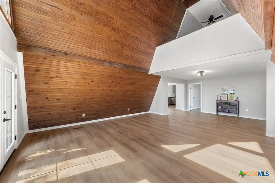 127 County Road 367, Rosebud, TX 76570 - Image #2