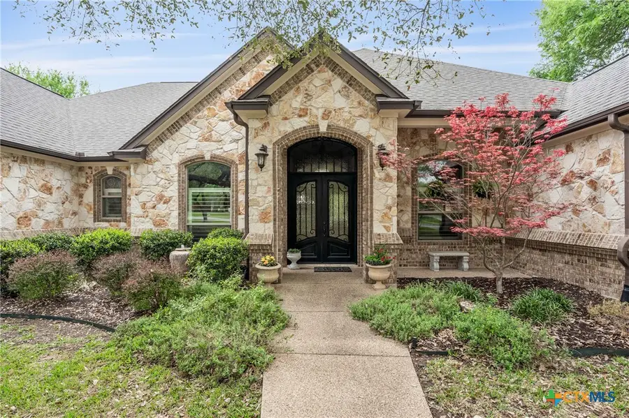 2016 The Creeks Drive, Salado, TX 76571 - Image #2