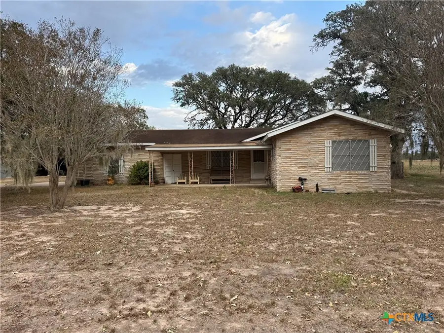 254 County Road 444, Hallettsville, TX 77964 - Image #3