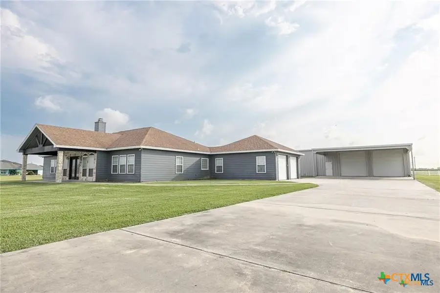 45 Blue Heron Drive, Port Lavaca, TX 77979 - #2