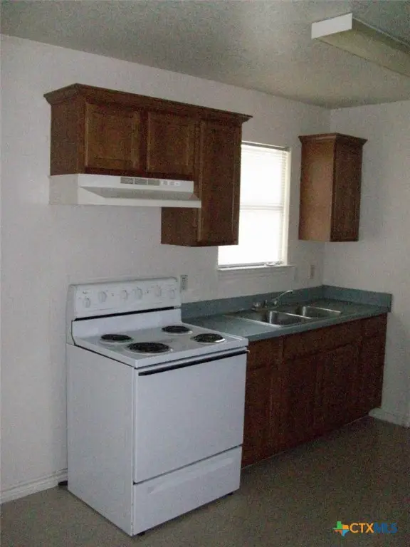 814 S Martin Luther King Jr Drive, Temple, TX 76504 - Image #2