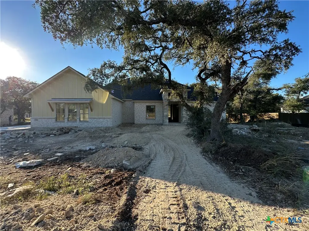 384 Airosa, Belton, TX 76513 - Image #1