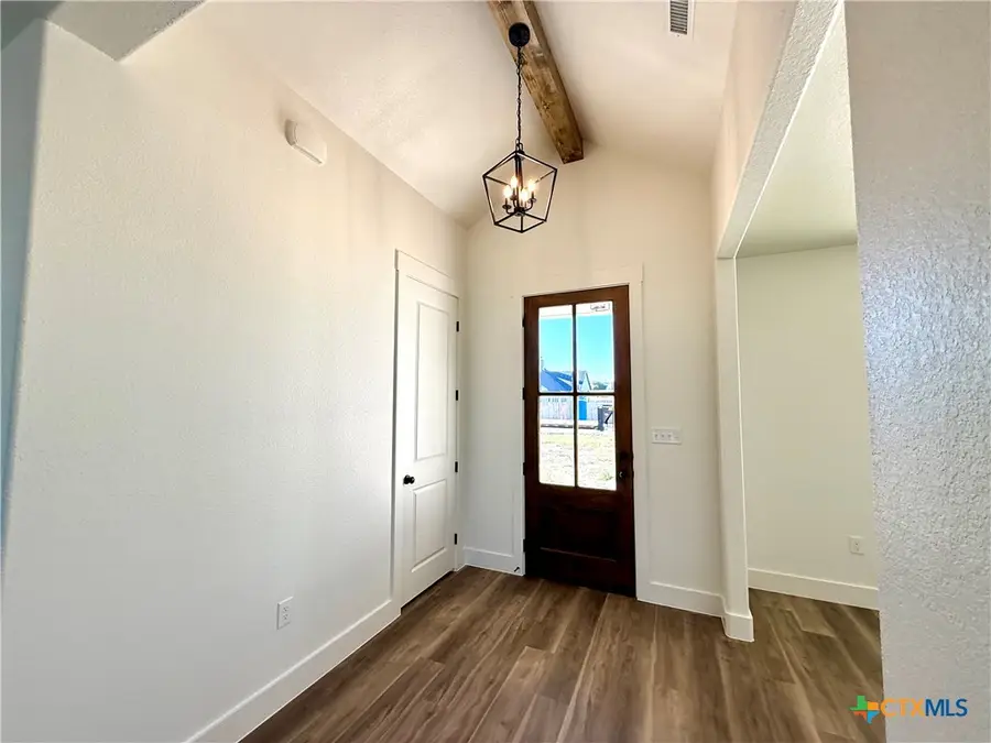 5207 Hollow Ranch Drive, Salado, TX 76571 - Image #2