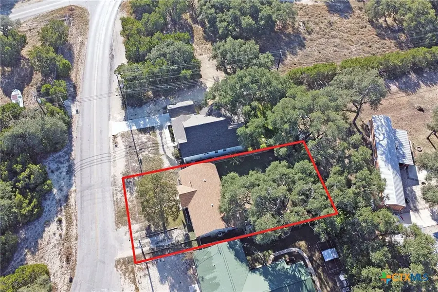 553 Scenic Drive, Canyon Lake, TX 78133 - Image #3