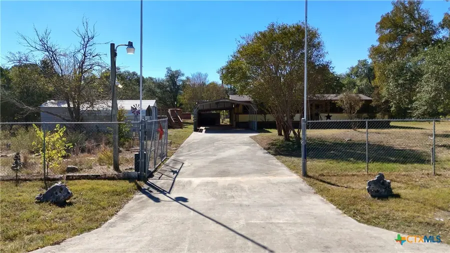 1594 Mountain View Drive, Canyon Lake, TX 78133 - Image #3