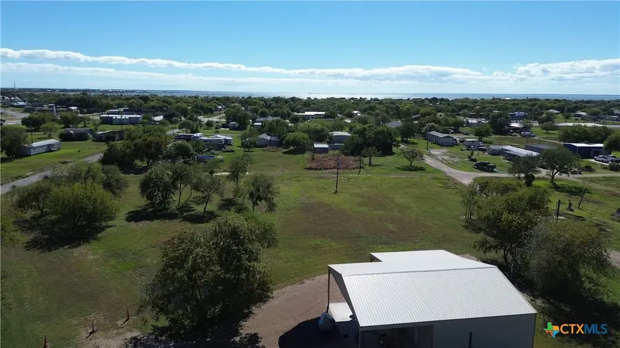 407 Oakland Avenue, Seadrift, TX 77983 - Image #2