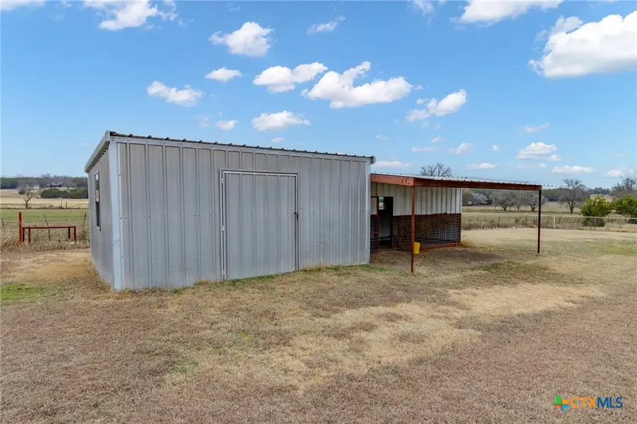 325 Branson Lane, Gatesville, TX 76528 - Image #3