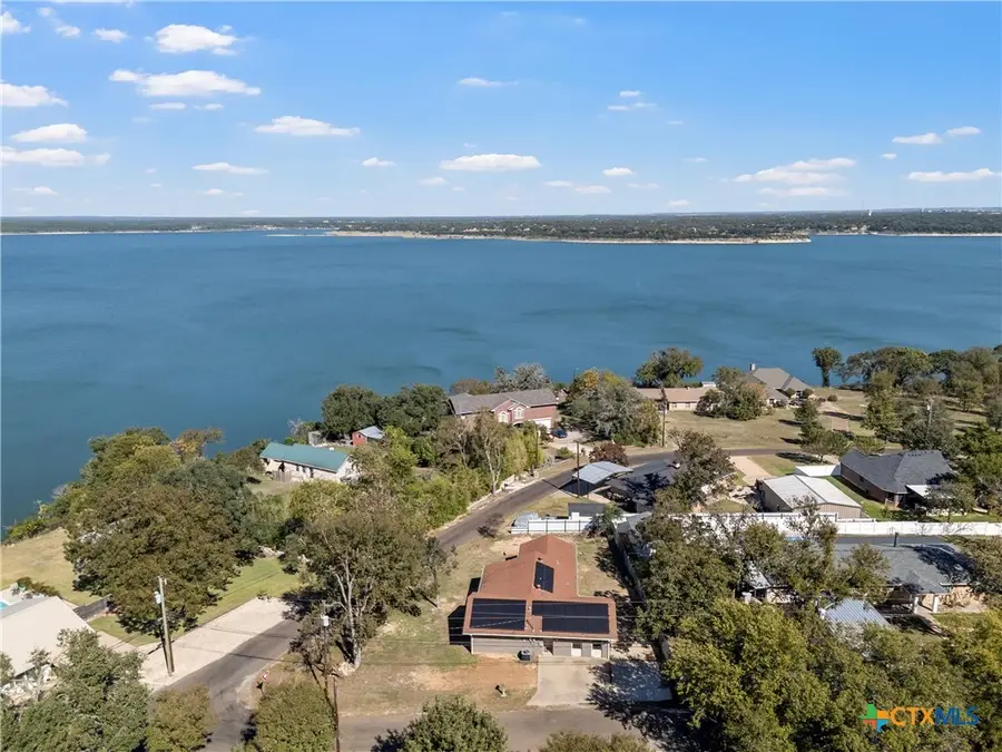 5307 E Lakeshore Drive, Belton, TX 76513 - Image #2