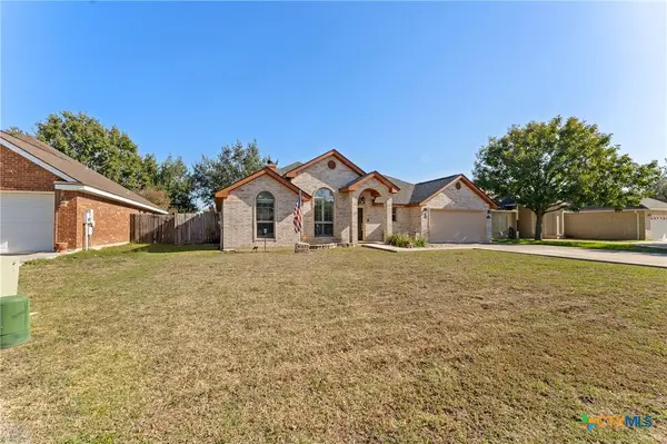 637 Garnet Street, Seguin, TX 78155