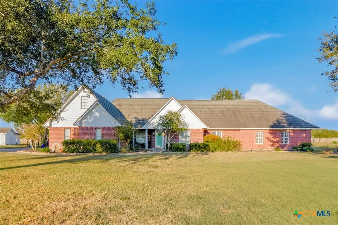 80 Hunters Way, Victoria, TX 77904 - Image #1