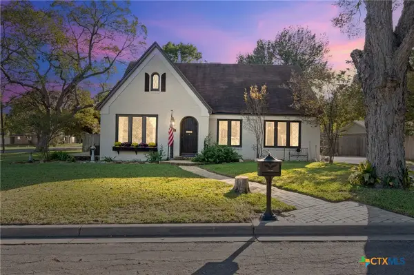 1005 E 14th Street, Cameron, TX 76520