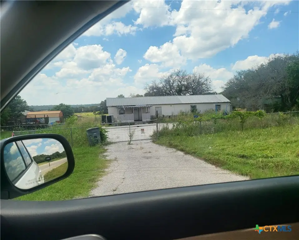 9260 E Us Highway 190, Lampasas, TX 76550 - Image #1