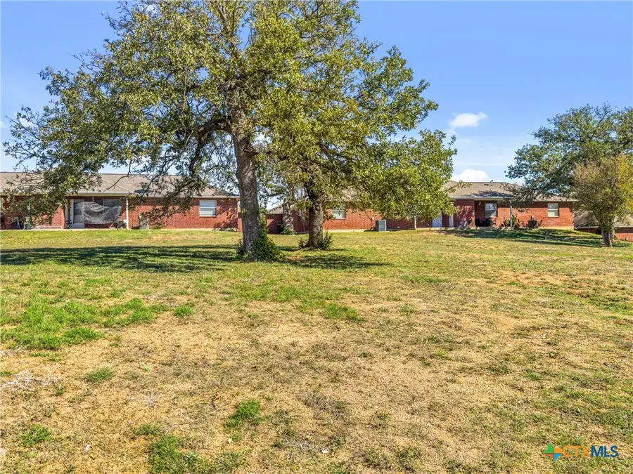 2102 Cedar Valley Drive, Kingsland, TX 78639 - Image #3