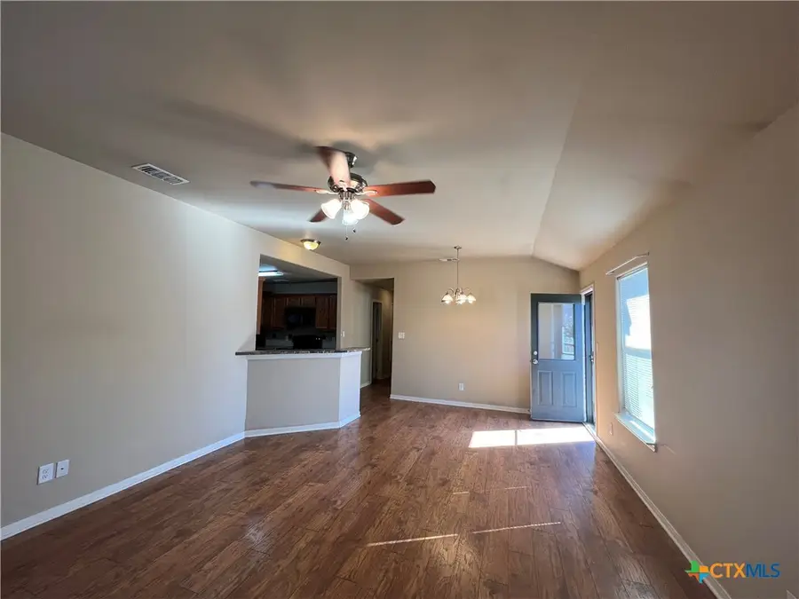 3102 Baldwin Loop, Killeen, TX 76549 - Image #3