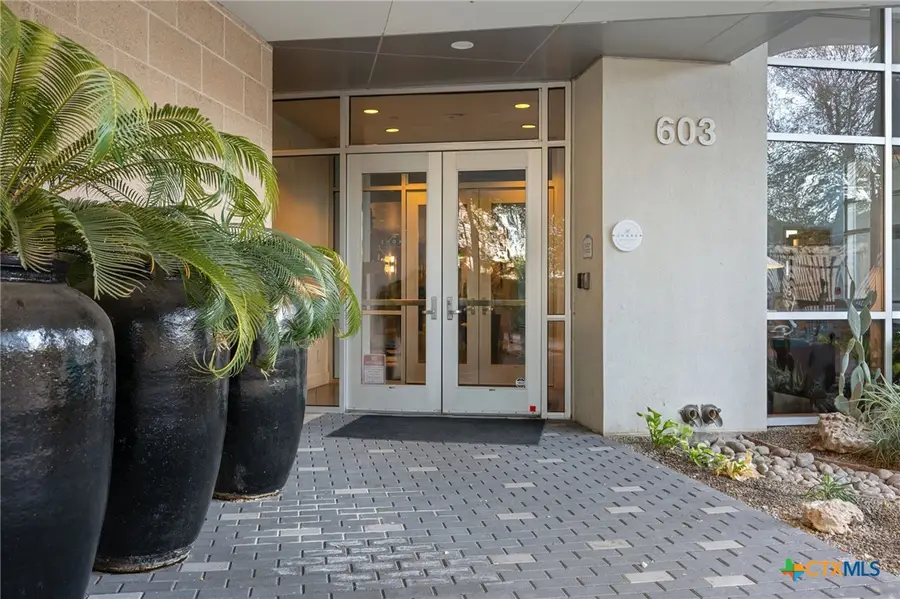 603 Davis Street #1307, Austin, TX 78701 - Image #3