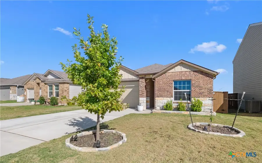 108 The Ugly Way, Jarrell, TX 76537 - Image #2