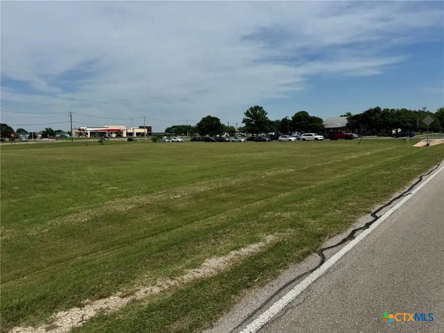 909 Old 1460 Trail, Georgetown, TX 78626 - #2