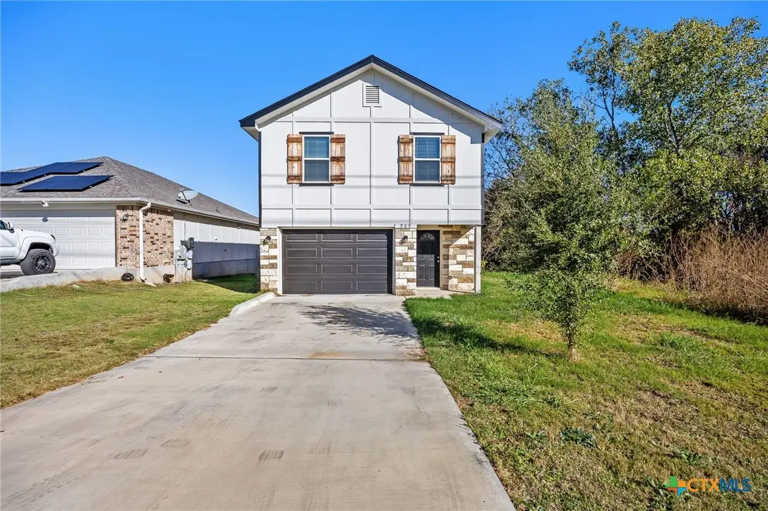 909 E Mary Jane Drive, Killeen, TX 76541 - Image #1