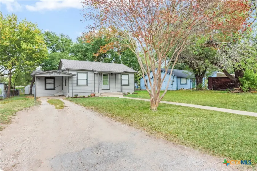 960 E Mountain Street, Seguin, TX 78155 - Image #3