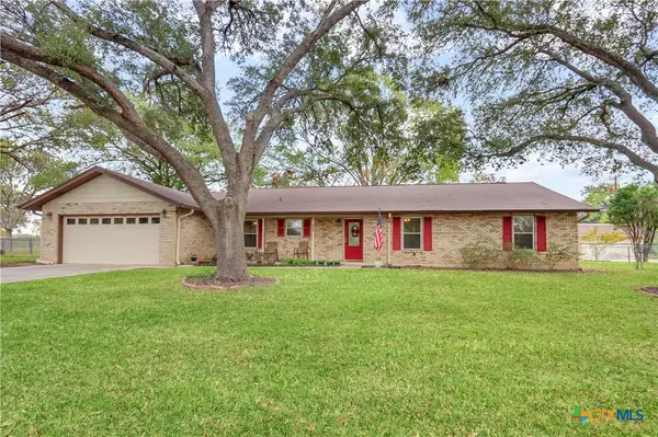 625 Kathy Drive, Seguin, TX 78155