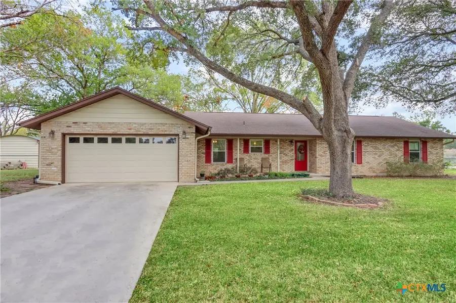 625 Kathy Drive, Seguin, TX 78155 - Image #2