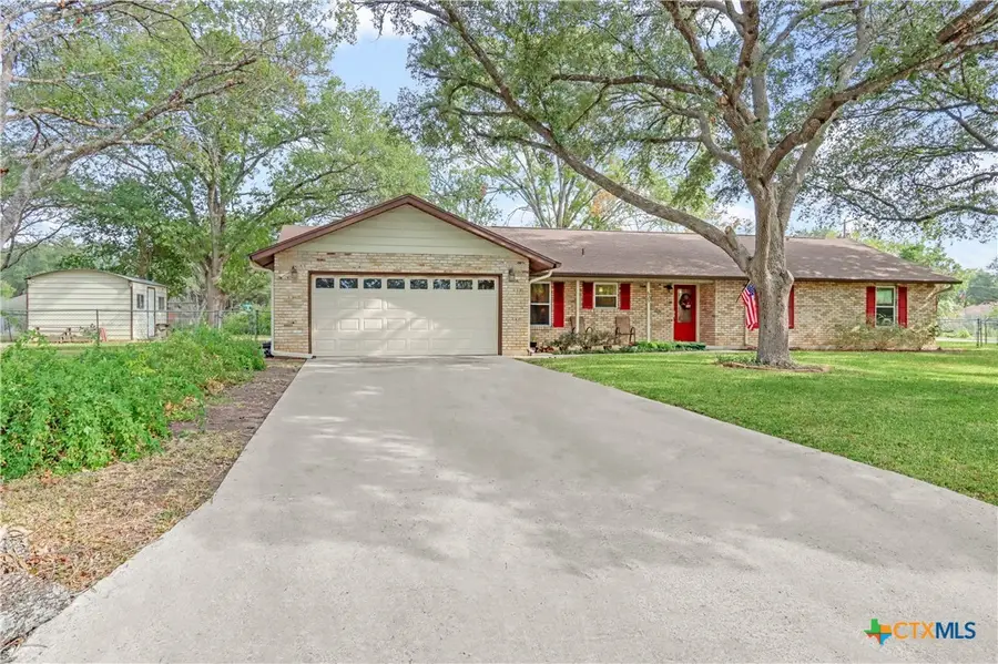 625 Kathy Drive, Seguin, TX 78155 - Image #3