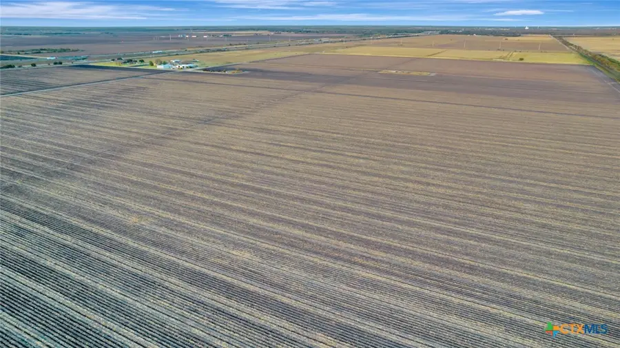 5629 Us-59, Edna, TX 77957 - Image #3