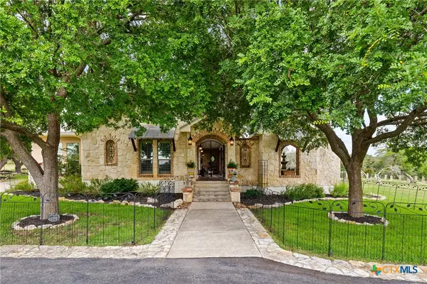 204 Kendall Jackson, Comfort, TX 78013