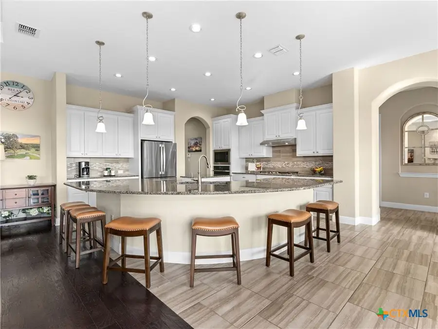1651 Lake Ridge Boulevard, Canyon Lake, TX 78133 - Image #3