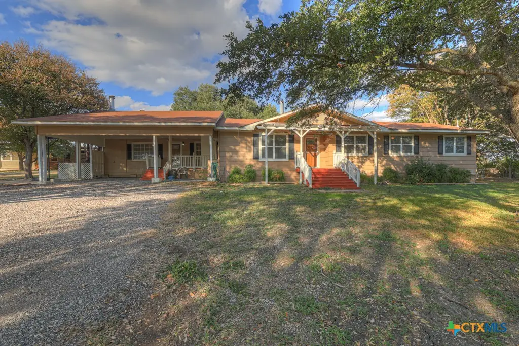 311 Weiss Road, New Braunfels, TX 78130 - Image #1