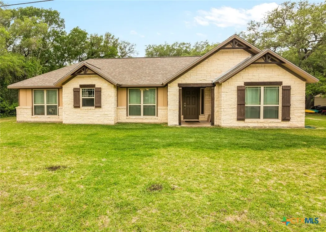 260 Oak Hollow Street, Palacios, TX 77465 - Image #1