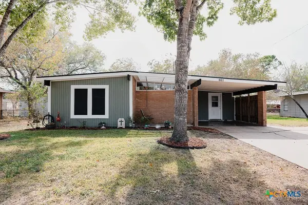 801 Fern Lane, Victoria, TX 77904