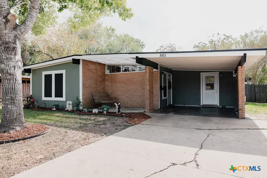 801 Fern Lane, Victoria, TX 77904 - Image #2