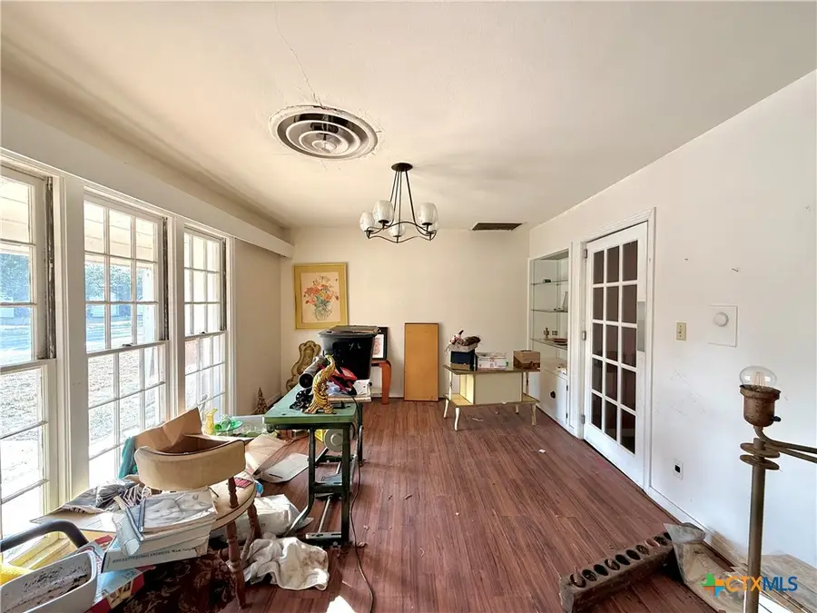 615 Locke Street, Woodsboro, TX 78393 - Image #3