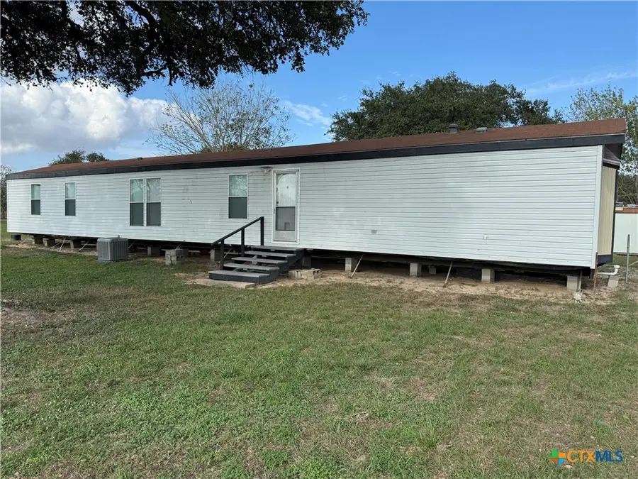 95 Hunters Circle, Victoria, TX 77905 - Image #3